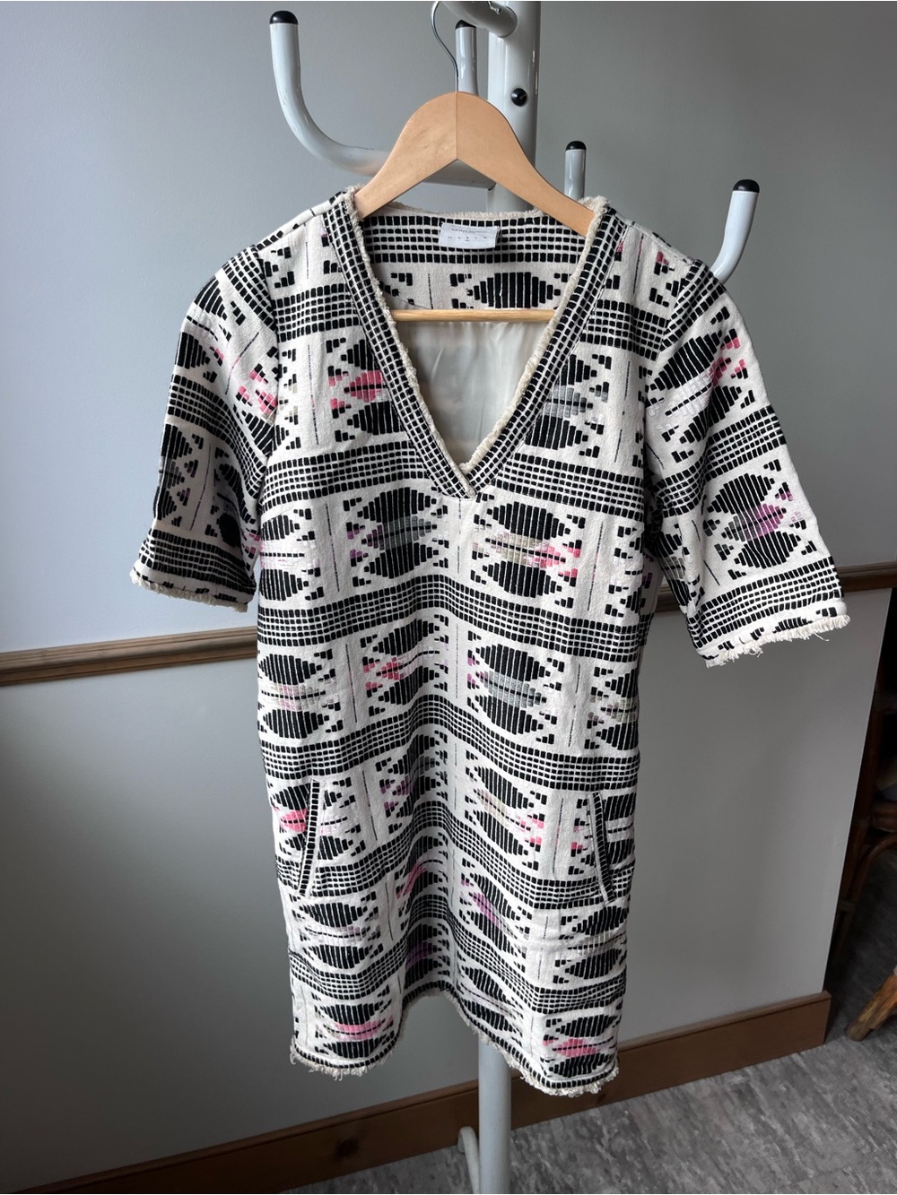 Vero Moda Black & White Geometric Mini Dress